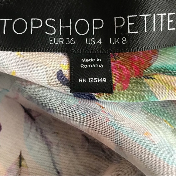 TOPSHOP PETITE Floral Fishtail Sheer Blouse Size 4 - Picture 3 of 4